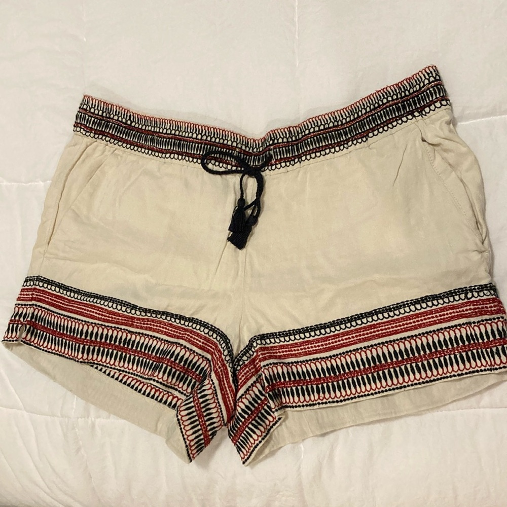 Cream Linen shorts